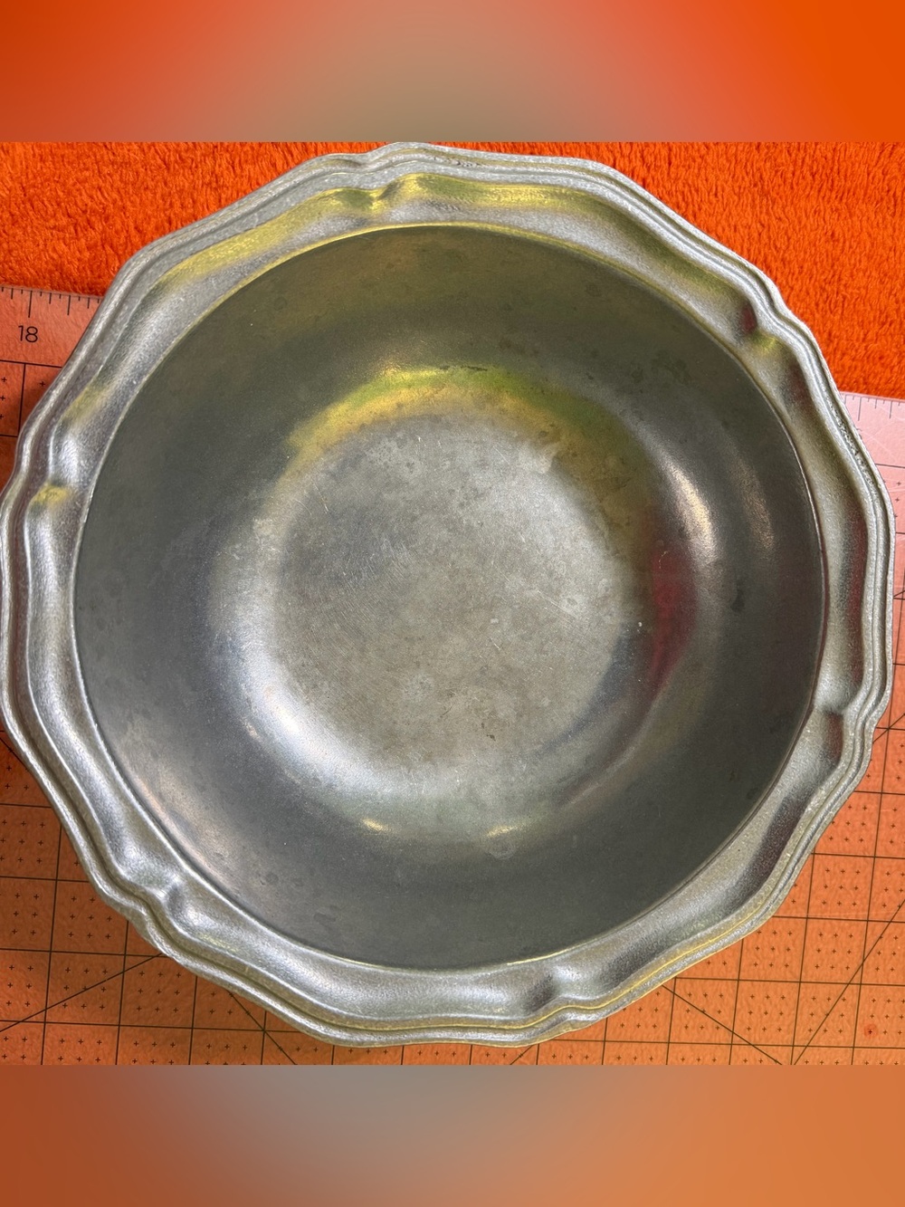 Vintage Carson Statesmetal Pewter Serving Bowl 10” Scalloped Rim  3” height USA